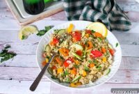 Greek Quinoa Salad with Feta, Cucumber and Olives