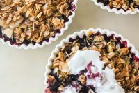 Blueberry Crisp Recipe with Crunchy Oat Topping