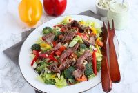 Blackened Steak Salad with Blue Cheese and Arugula