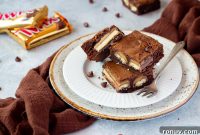 Homemade Fudgy Twix Brownies Recipe
