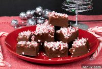 No-Bake Chocolate Peppermint Fudge Recipe