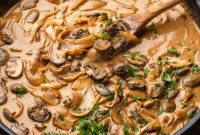 Creamy Chicken Stroganoff with Mushrooms and Egg Noodles