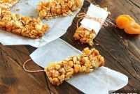 Copycat Apricot Macadamia KIND Bars Recipe