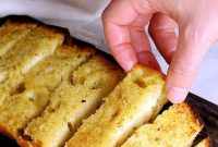 Garlic Bread Recipe: Crispy Herb and Parmesan Loaf