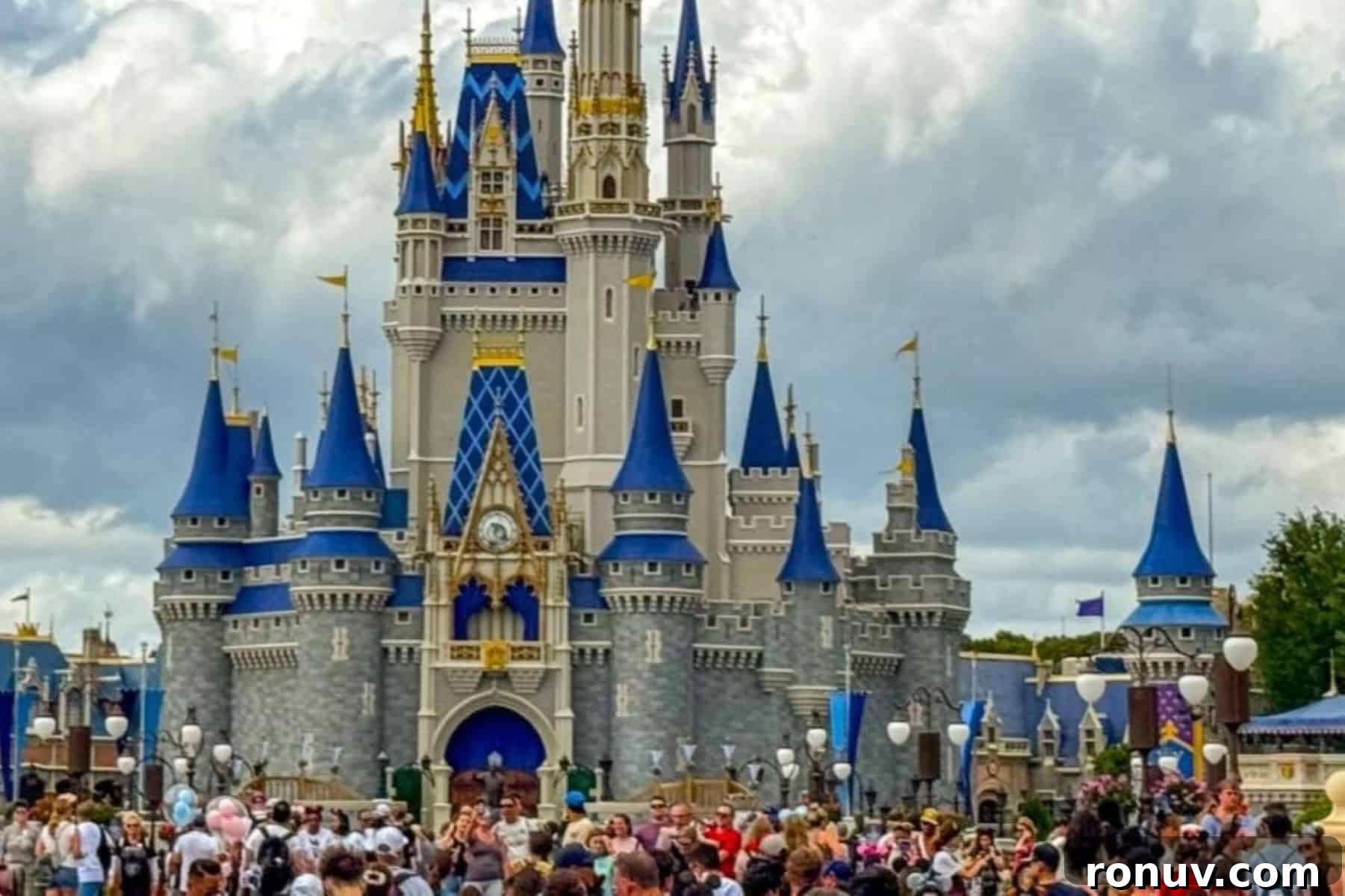 21 Things to Do at Magic Kingdom Besides Rides 2 cinderellas castle magic kingdom