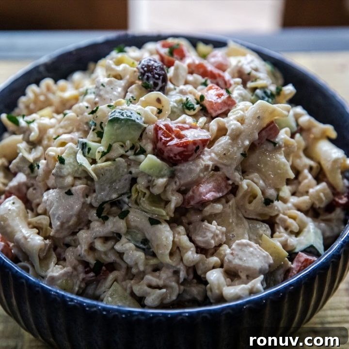 Creamy Smoked Greek Chicken Pasta Salad