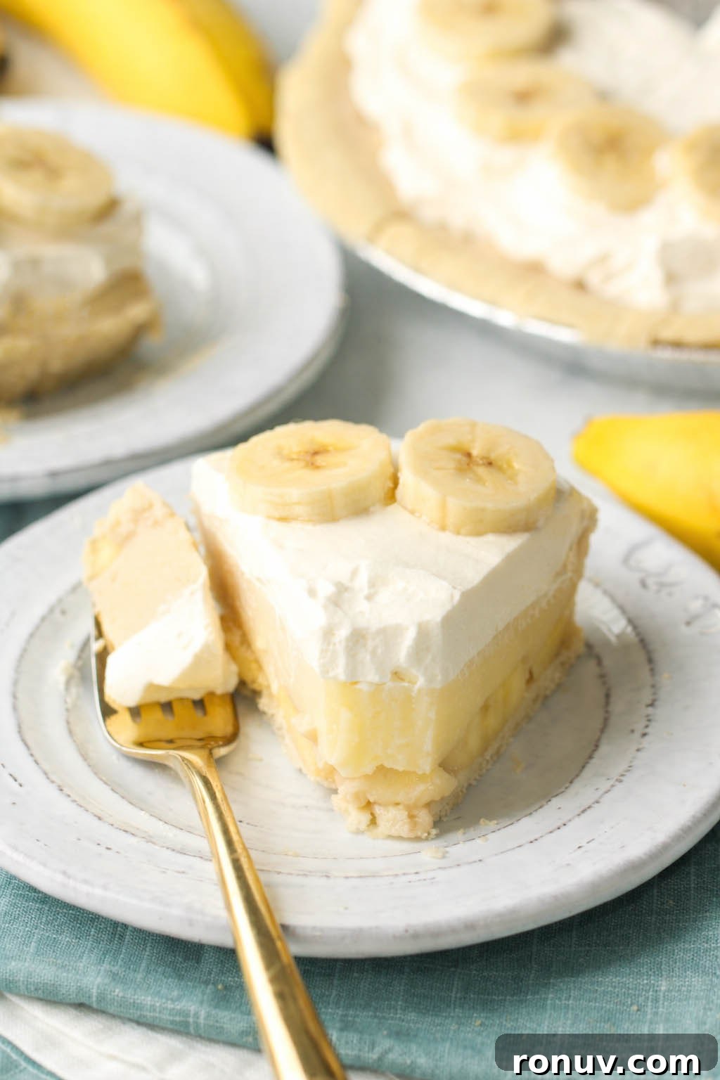 Gluten-Free Vegan Banana Cream Pie with Stovetop Filling 5 This easy banana cream pie is gluten-free, dairy-free, egg-free, and vegan with a nut-free option! Made from scratch with a creamy, rich filling and fresh bananas, it’s the perfect healthier twist on a classic dessert. This simple homemade cream pie is perfect for Easter, a summer dessert, or for any party or potluck.