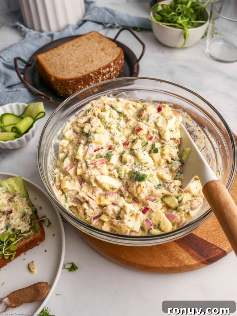 Mayo-Free Tuna Salad Sandwich with Cucumber 3 tuna cucumber salad