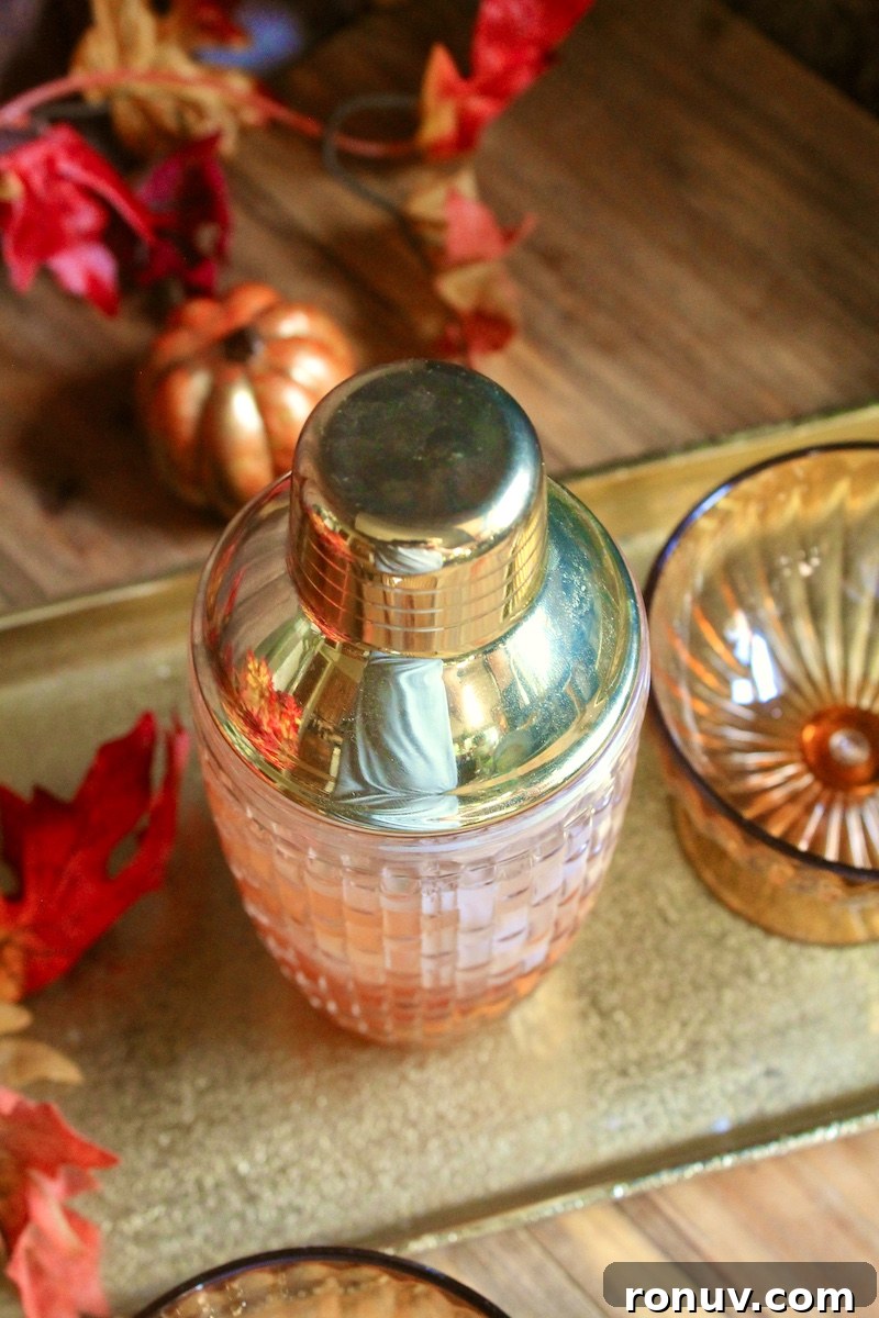 Golden Turkey Bourbon Cocktail Recipe for Thanksgiving 7 Tray of Thanksgiving cocktails ready to serve