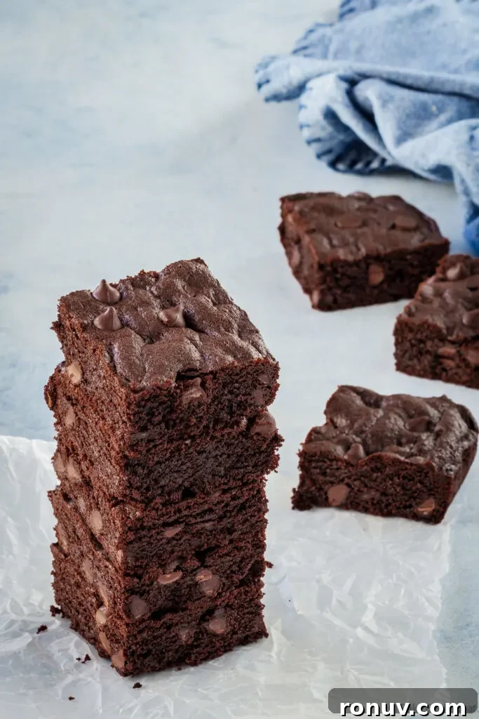 Fudgy Flourless Peanut Butter Brownies 4 flourless peanut butter brownies