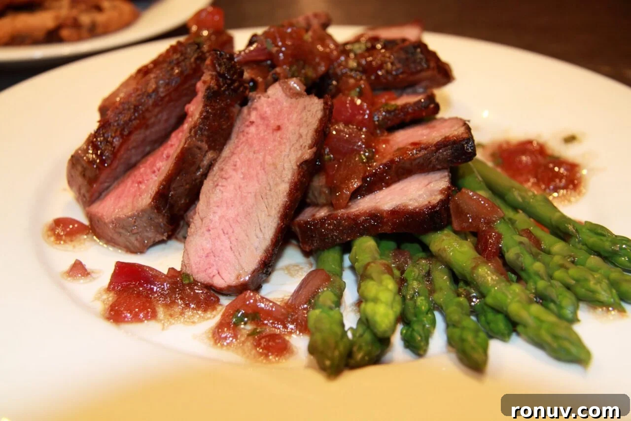Broiled Beef Tenderloin with Asparagus and Red Onion Vinaigrette 2 Broiled Beef Tenderloin Asparagus and Roasted Red Onion Vinaigrette