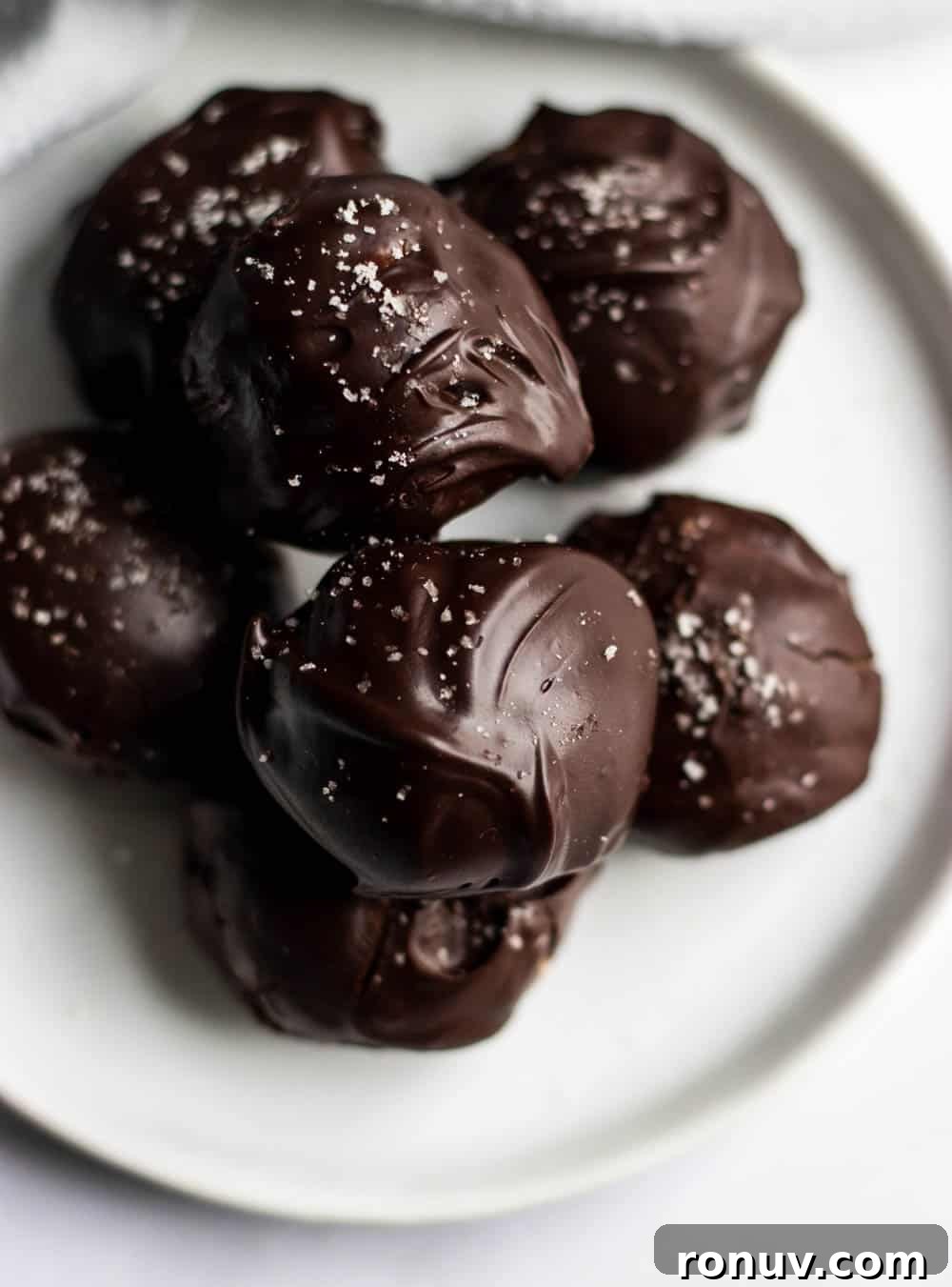 No-Bake Peanut Butter Cup Truffles Recipe 4 img 594 3