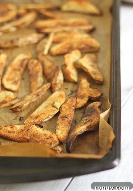 How to Make Crispy Rosemary Baked Fries 4 Rosemary baked fries