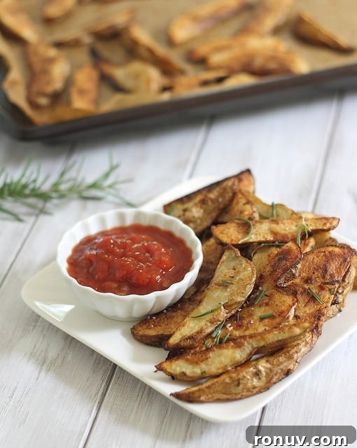 How to Make Crispy Rosemary Baked Fries 5 Perfectly crispy baked fries