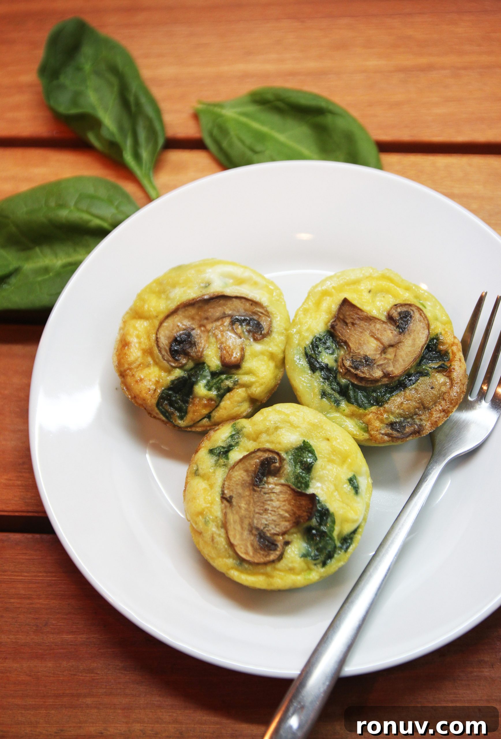 Mini Mushroom and Spinach Quiche Cups 3 Mushroom Spinach Quiche Cups11