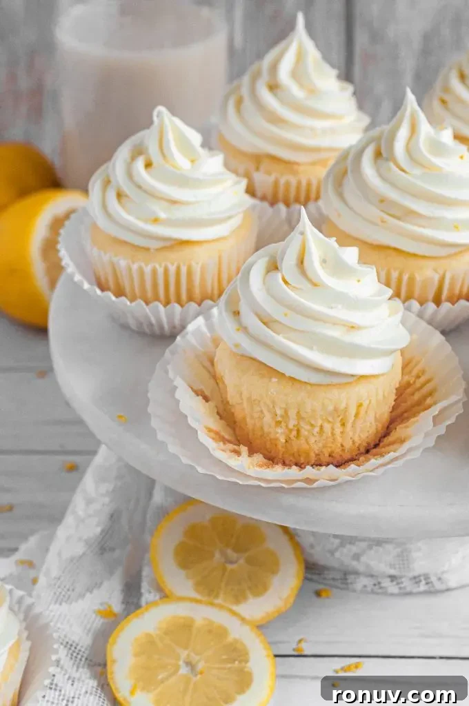 Gluten-Free Cupcakes: Moist, Bakery-Style Recipes 4 A burst of summer citrus, these easy gluten-free lemon cupcakes are topped with the most amazing lemon cream cheese frosting.