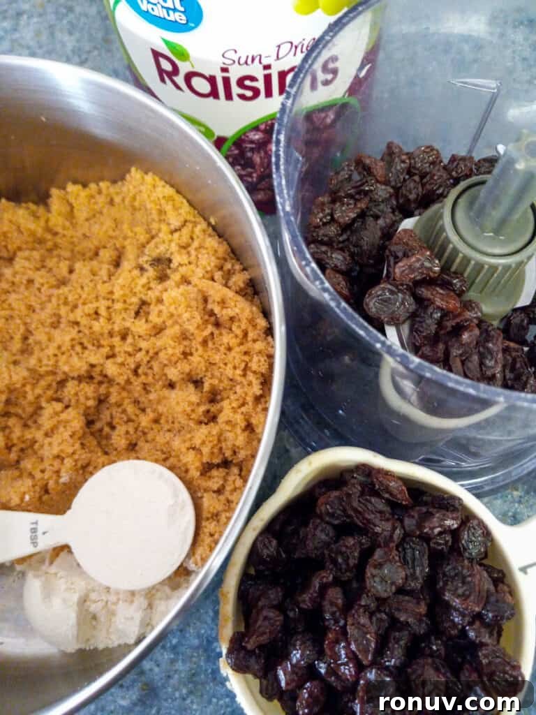 Amish Raisin-Filled Cookies: Old-Fashioned Homestyle Recipe 2 chopped raisins and raisin filling ingredients